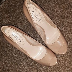 Guess high heel shoes